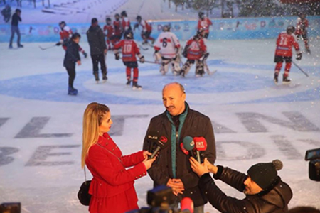 Sultangazi’de Buz Pateni Keyfi Başladı